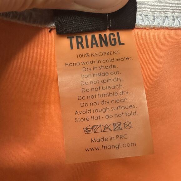 Triangl Neoprene Bikini Swimsuit Gray Floral 2pc Bathing Suit S/M With Bag GLAWS - Picture 11 of 16